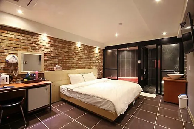 Call Motel Busan